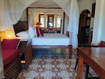Villa Louise Hue Beach Boutique Hotel